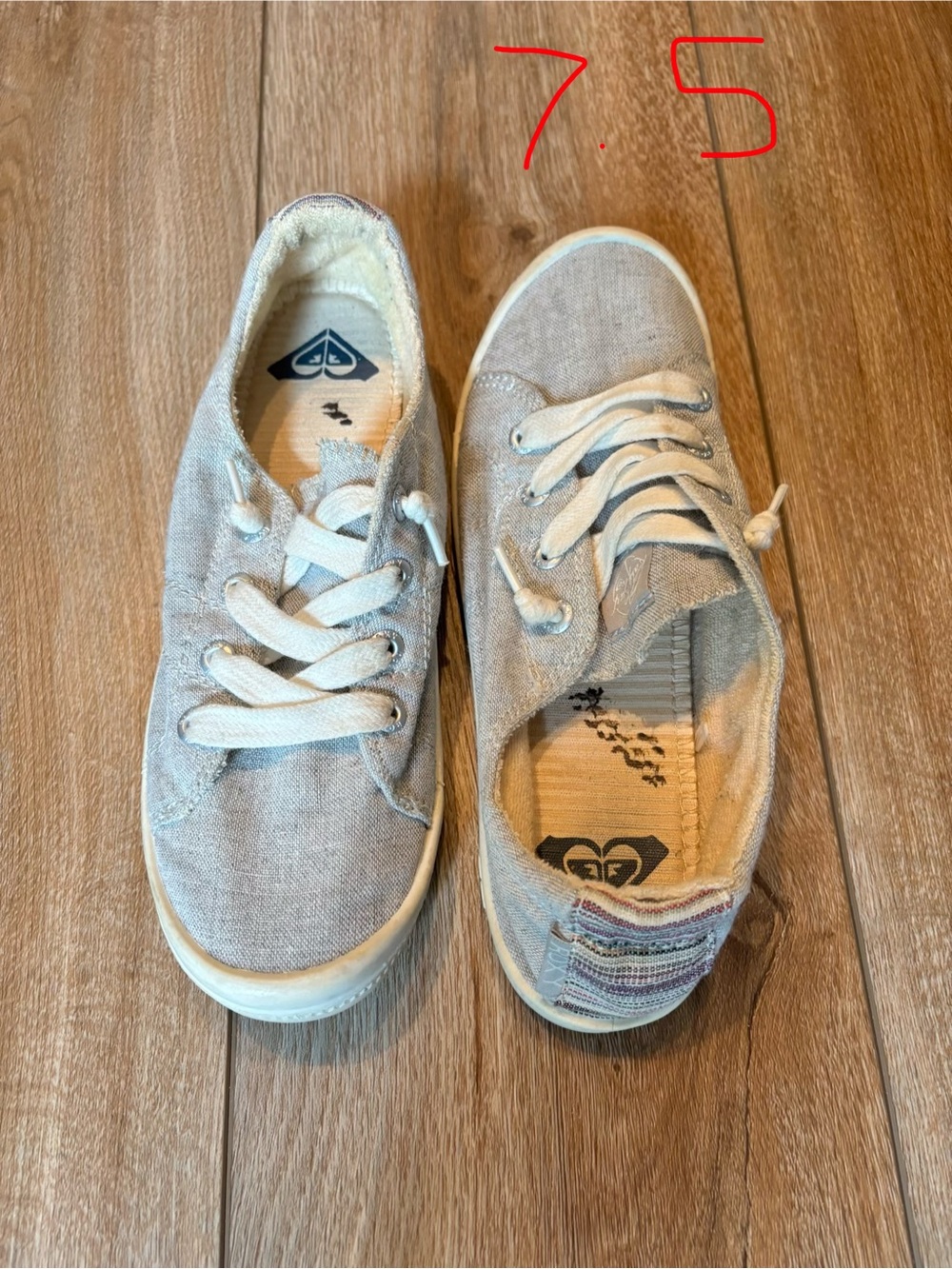 Roxy Light Gray Canvas Lace-Up Sneakers